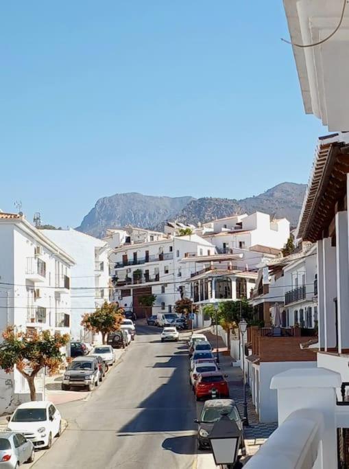 Limerencia: Tu Hogar En Este Blanco Pueblo Frigiliana Buitenkant foto